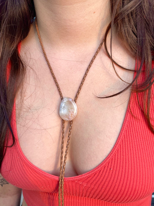 Small Agate Bolo Tie