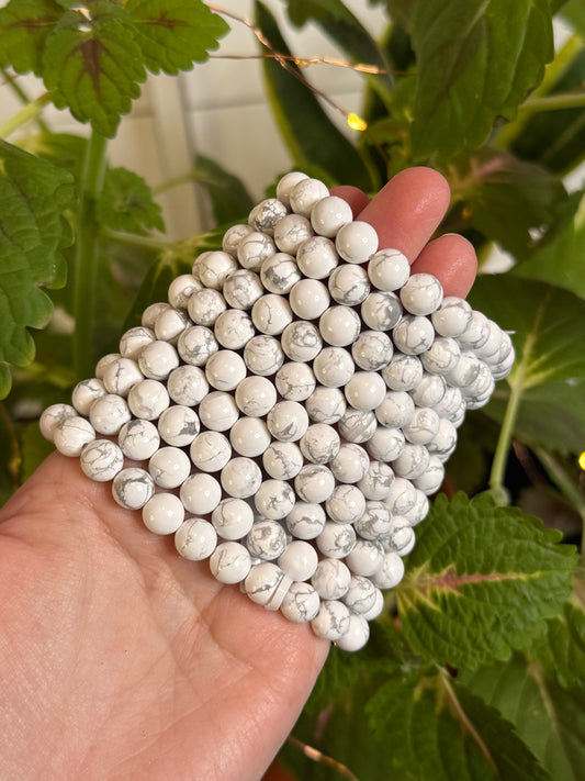 Howlite Bracelet 8mm